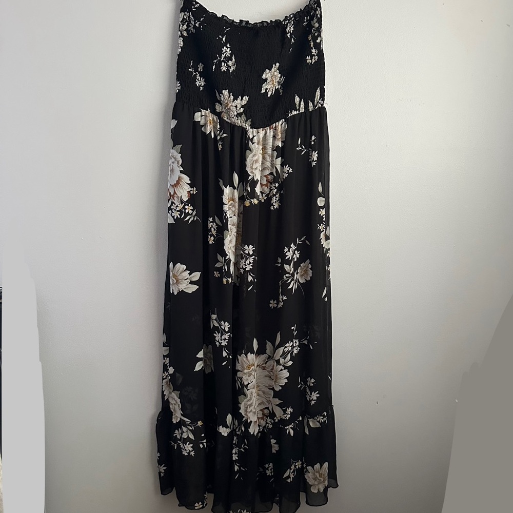 Floral 1XL black maxi dress - smocked strapless